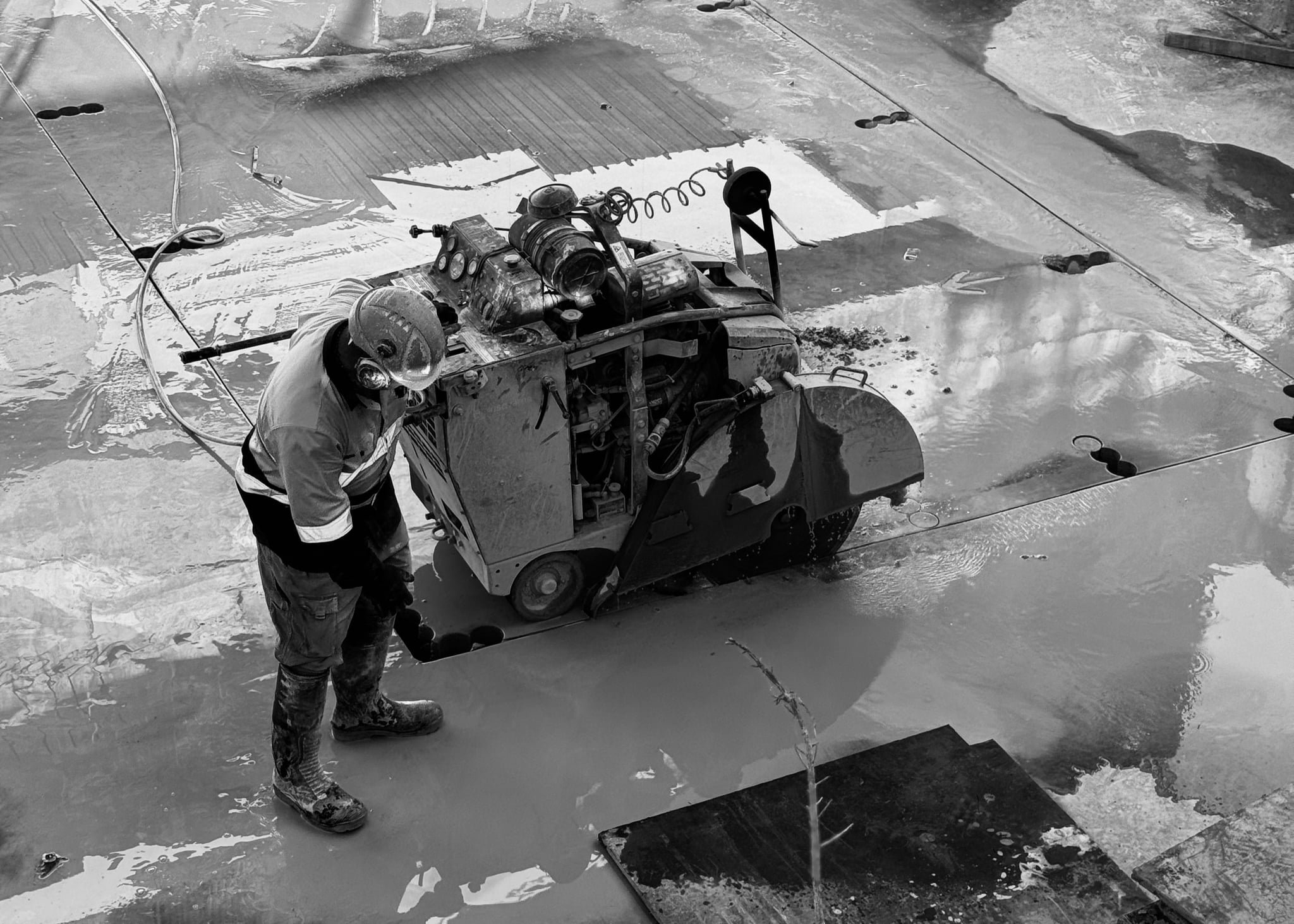 Concrete Cutting features